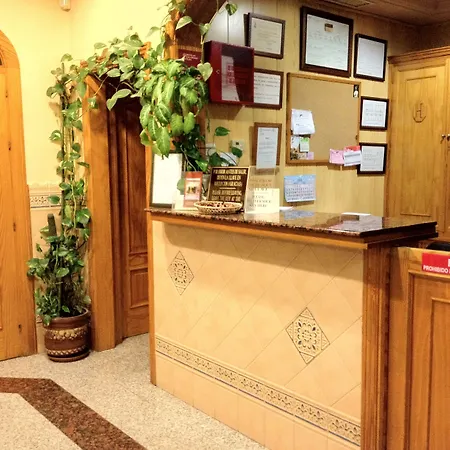 Hostal Los Corchos-3